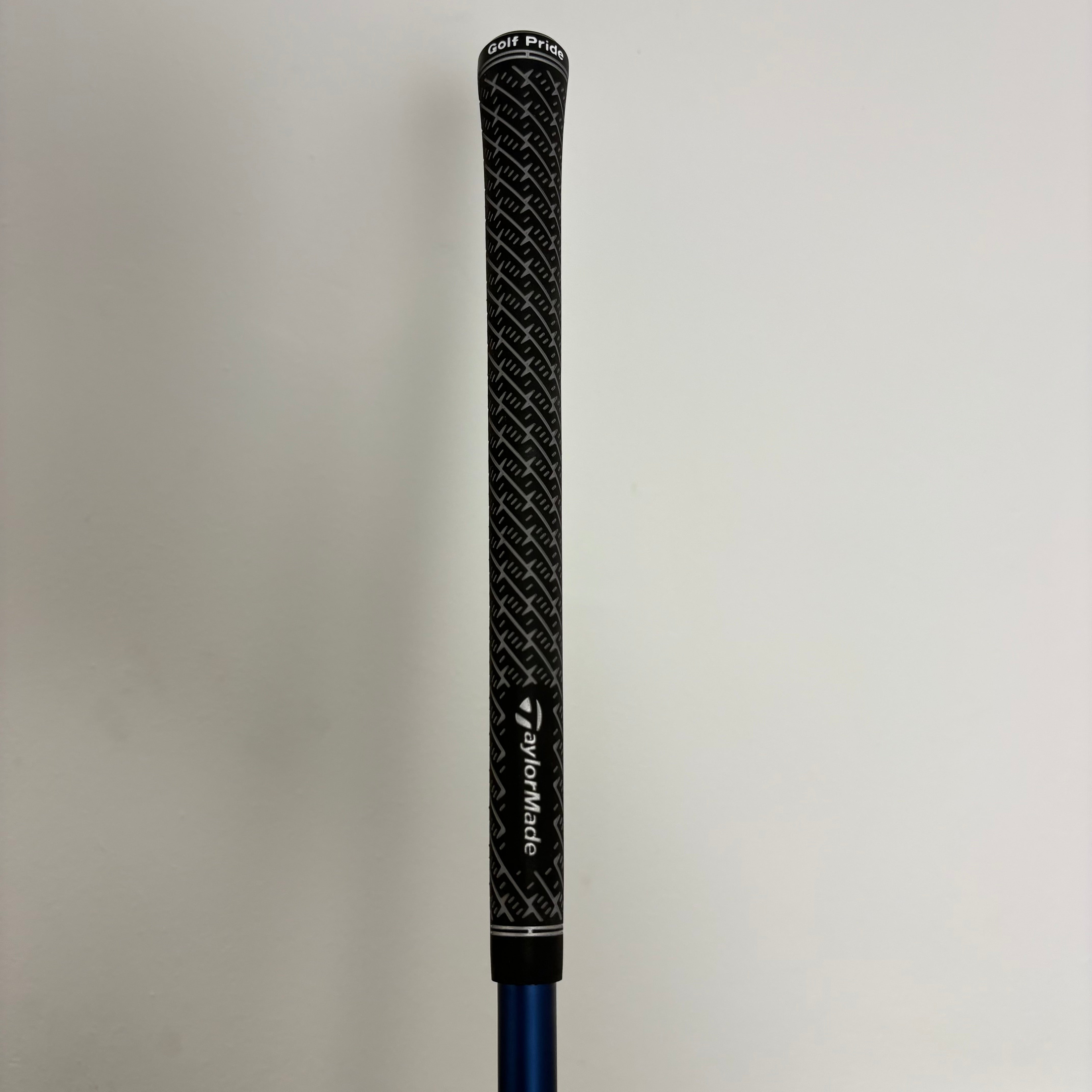 TaylorMade Qi35 Max 9° Driver - Fujikura Ventus Blue 50g Stiff - Z-Grip