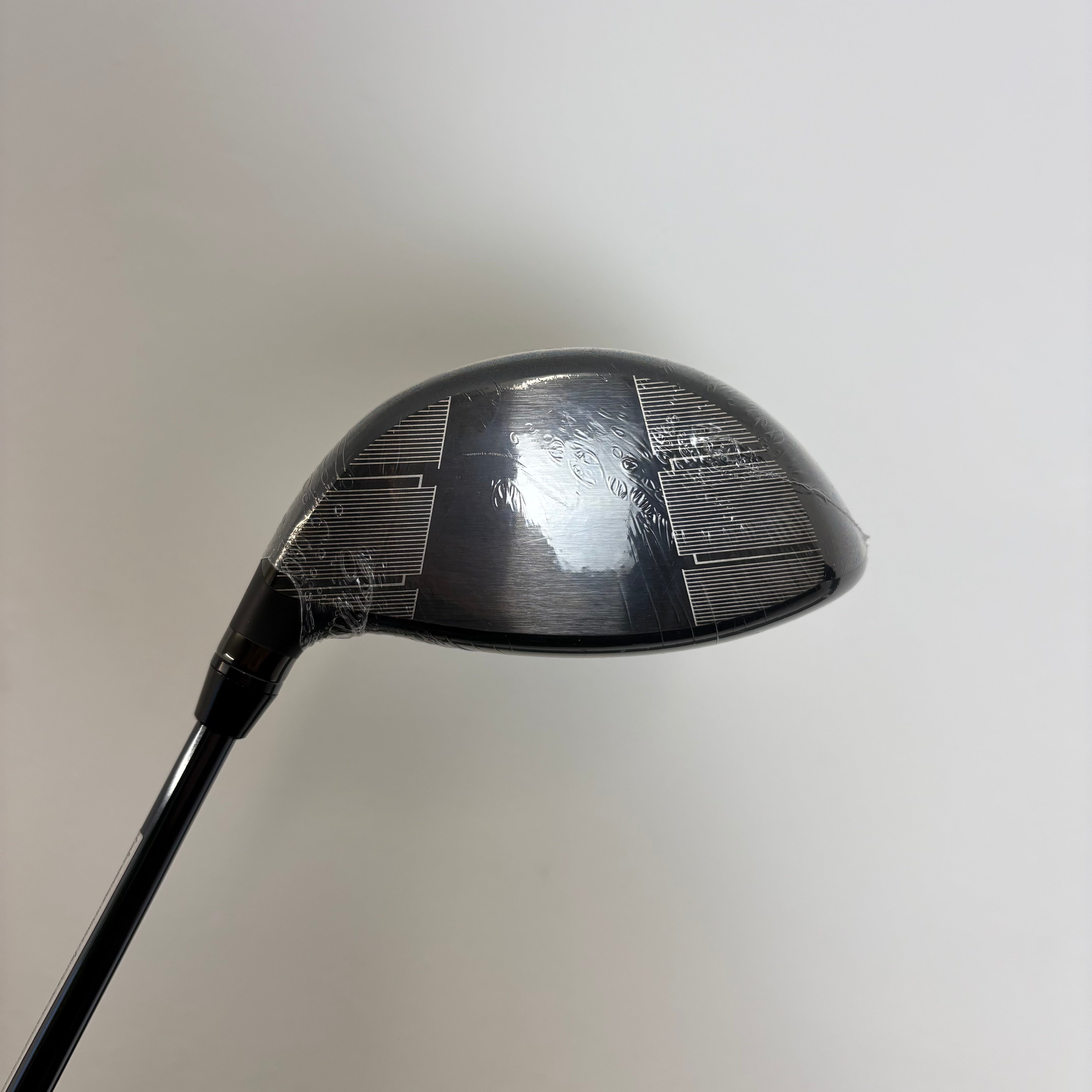 Wilson Dynapwr Carbon 10.5° Driver - UST LINQ Red 50g F4 (Stiff) - Lamkin Crossline