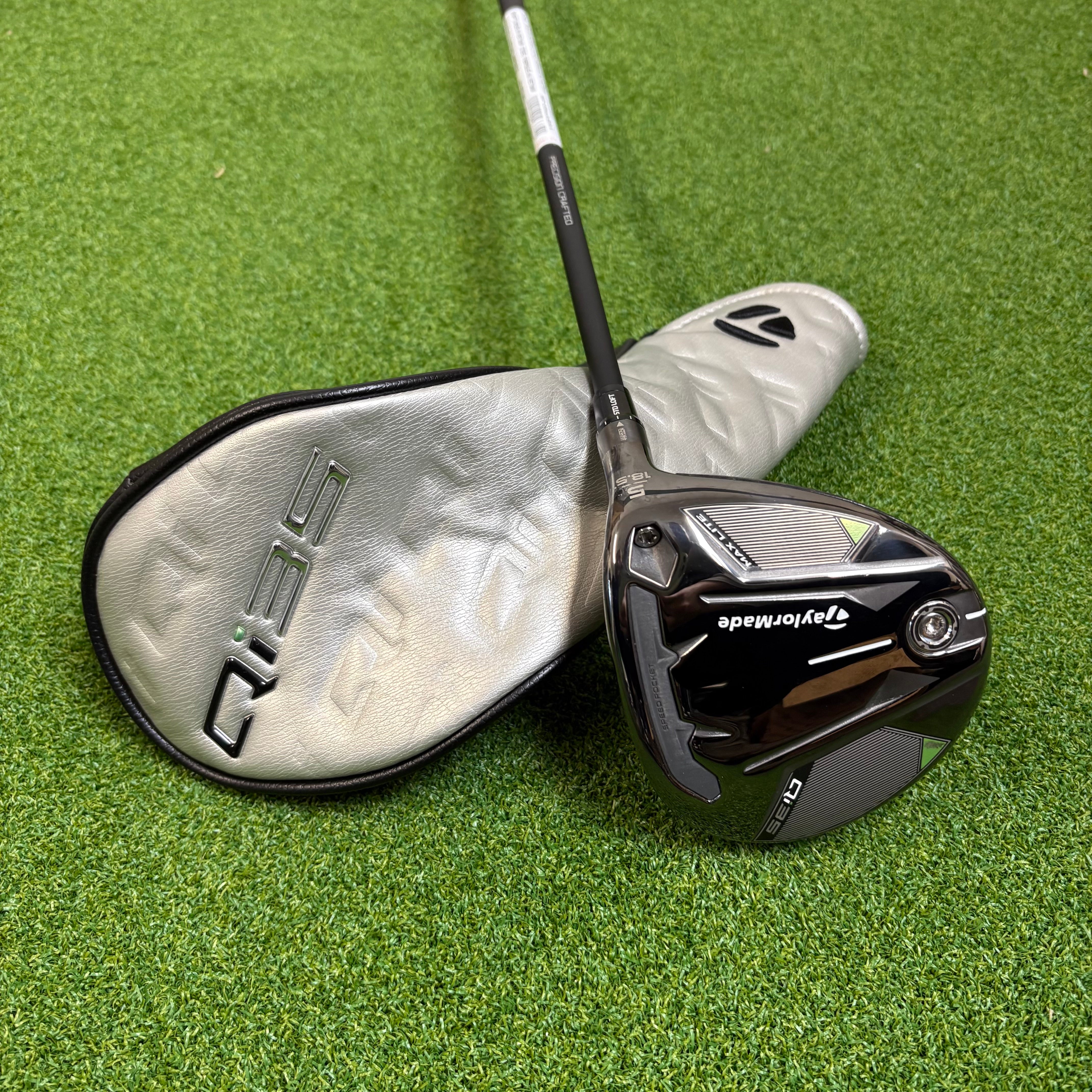 TaylorMade Qi35 Max Lite 5 Wood 18.5° - Vanquish 40g Regular - Z-Grip