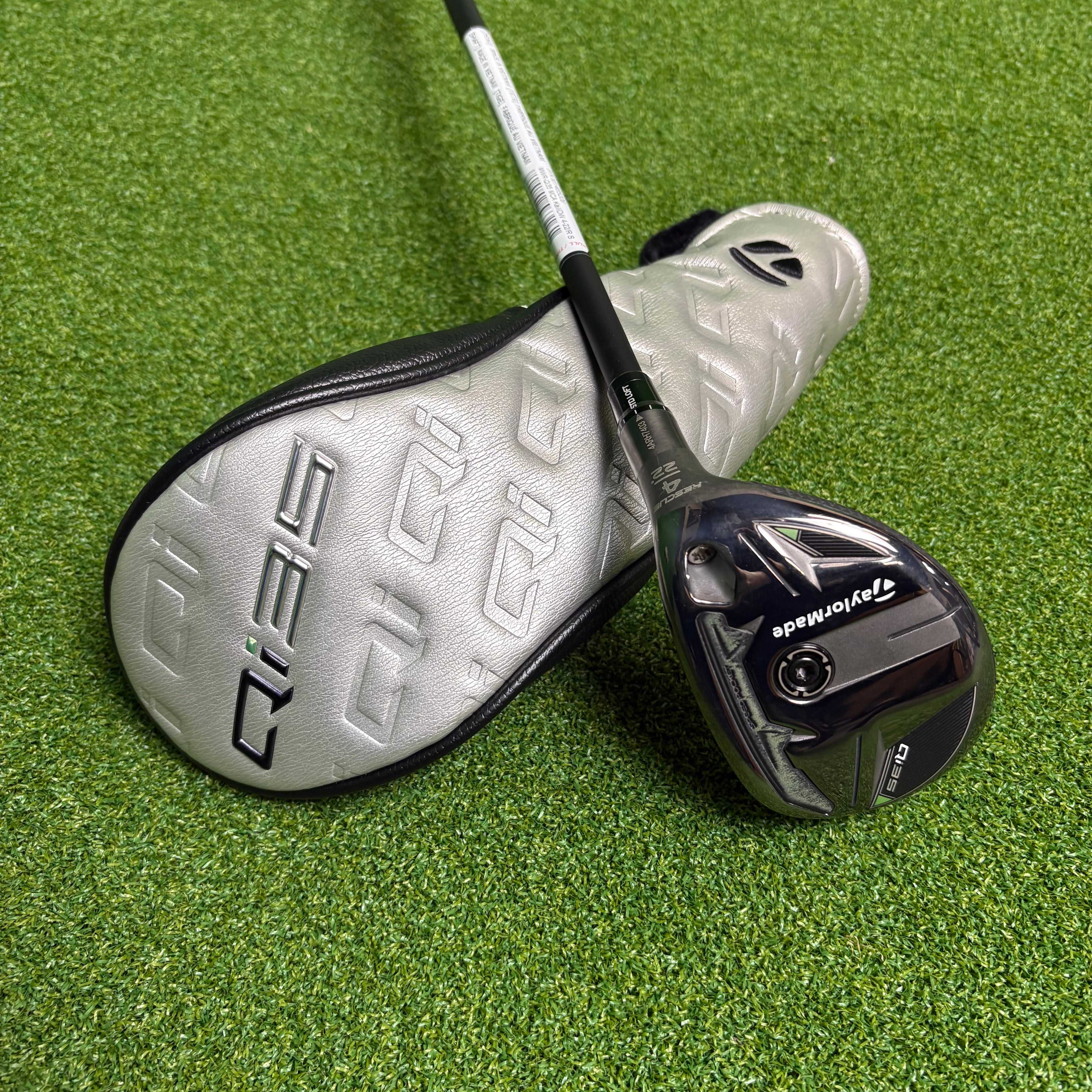 TaylorMade Qi35 4 Hybrid - 22° - Kai'li Blue 85g Stiff - Z-Grip