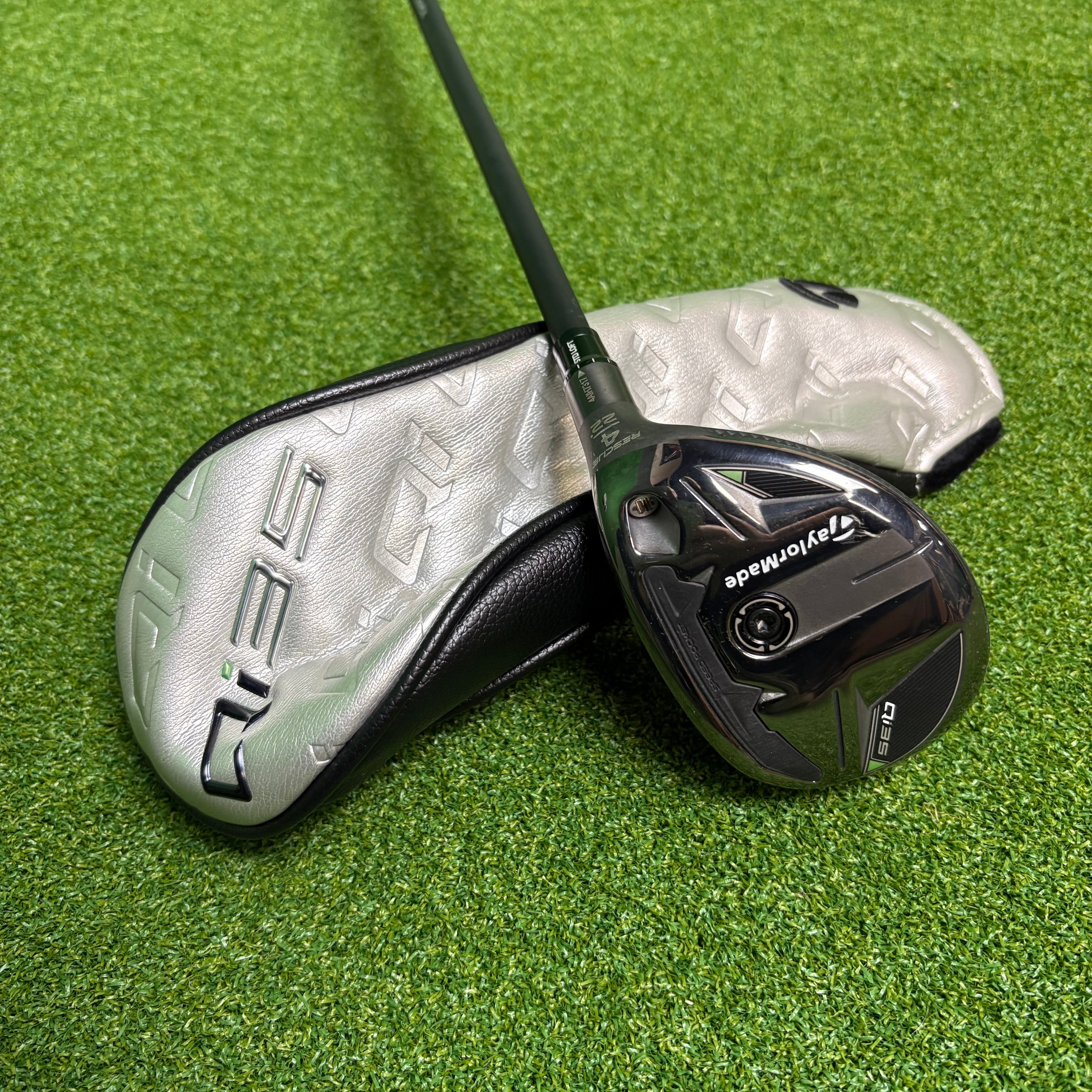 TaylorMade Qi35 4 Hybrid - 22° - Tensei AV Blue 65g Regular - Z-Grip