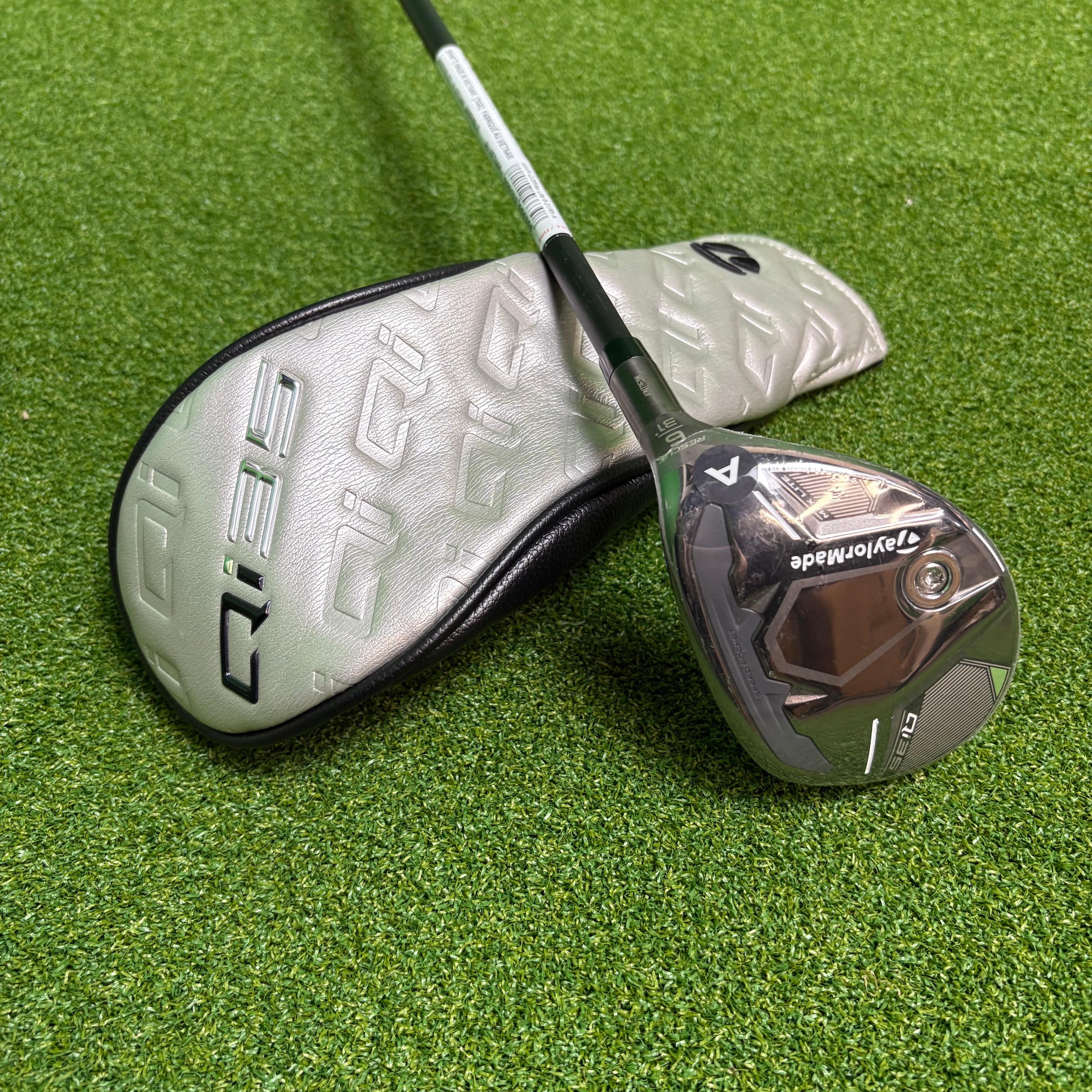 TaylorMade Qi35 Max Lite 6 Hybrid - 31° - Vanquish 50g Soft Regular - Z-Grip