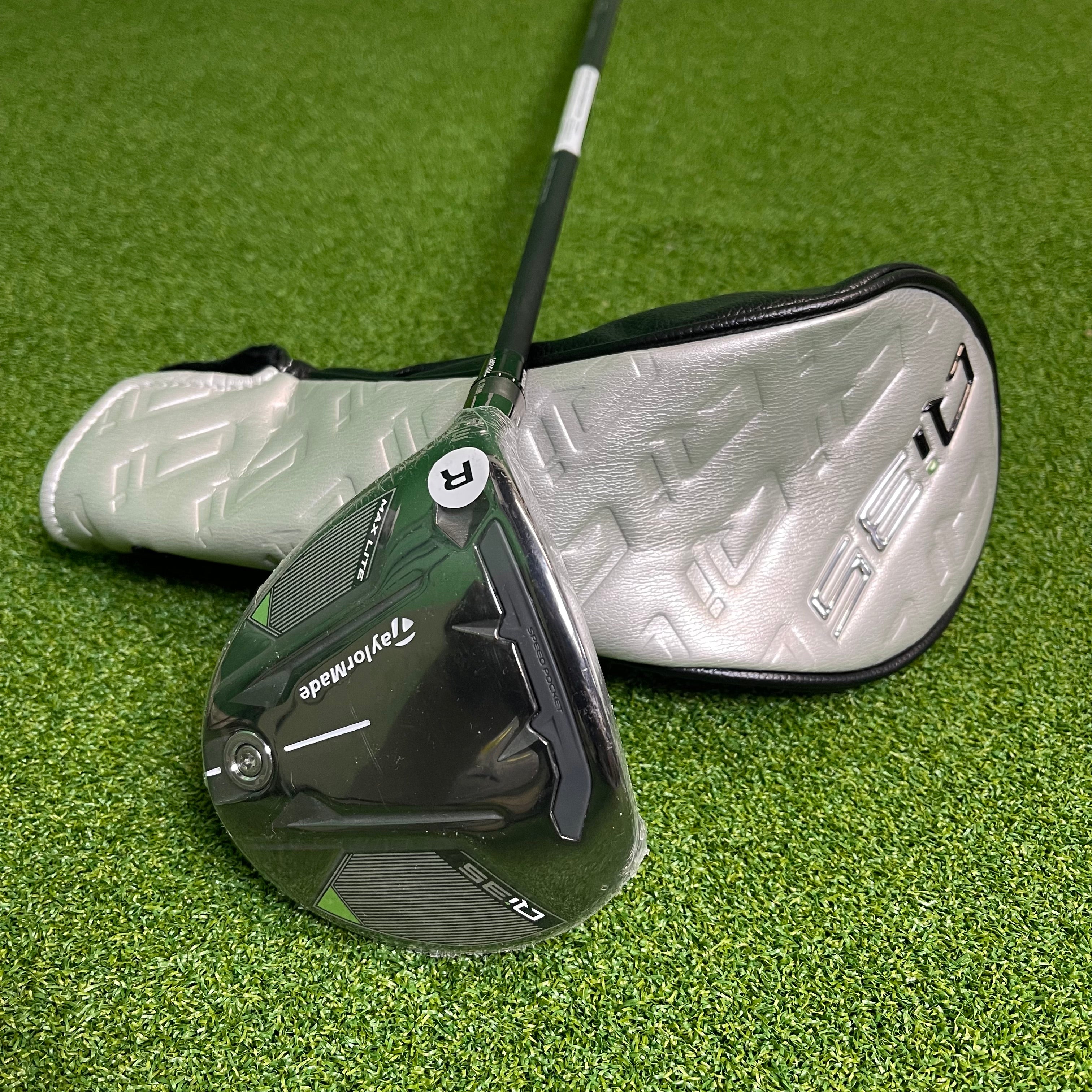 TaylorMade Qi35 Max Lite 3 Wood 15.5° - Vanquish 40g Regular Flex - Z-Grip