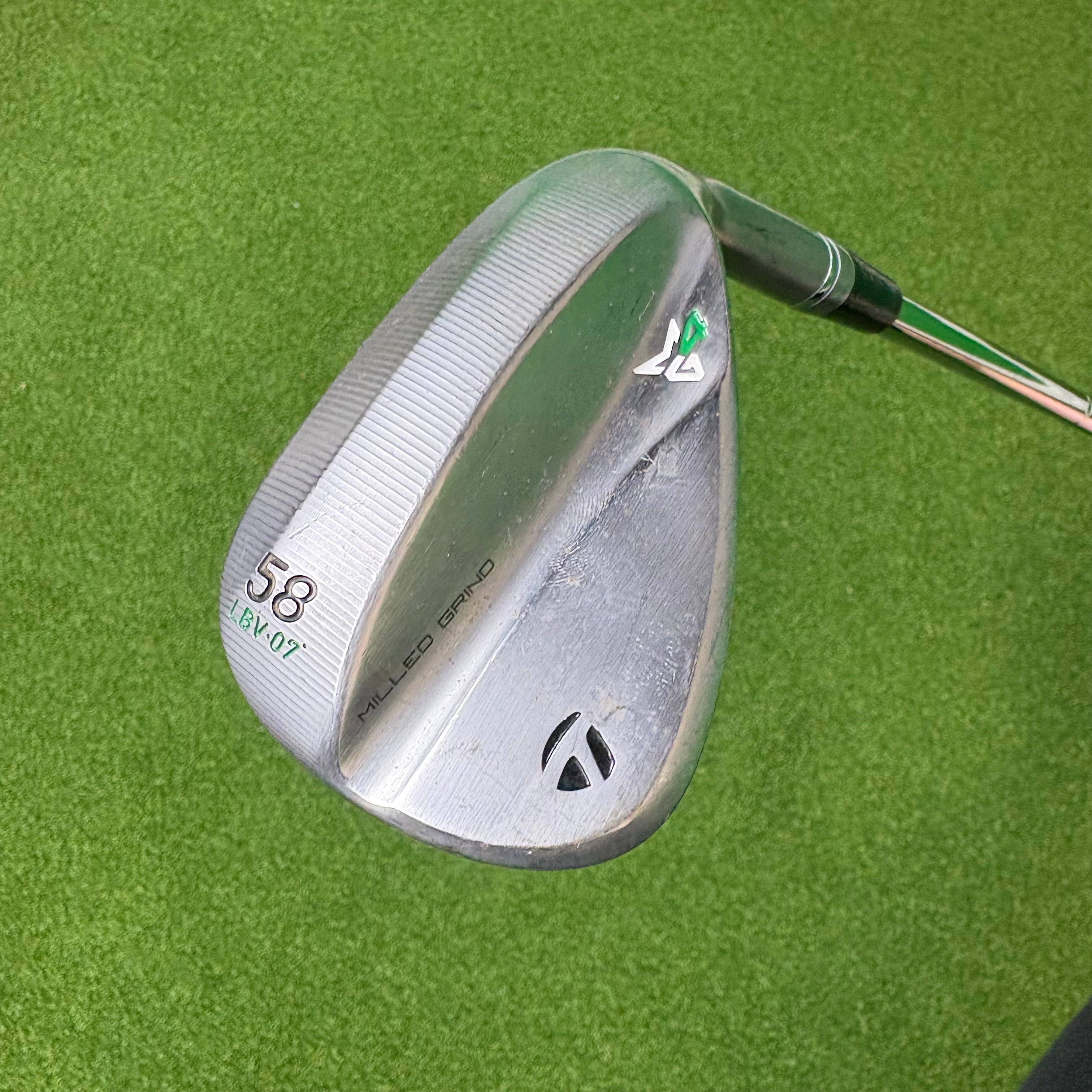 TaylorMade Milled Grind 4 58°/07 LBV - Dynamic Gold Tour Issue 115g Wedge Flex - RAW FACE - Lamkin Crossline