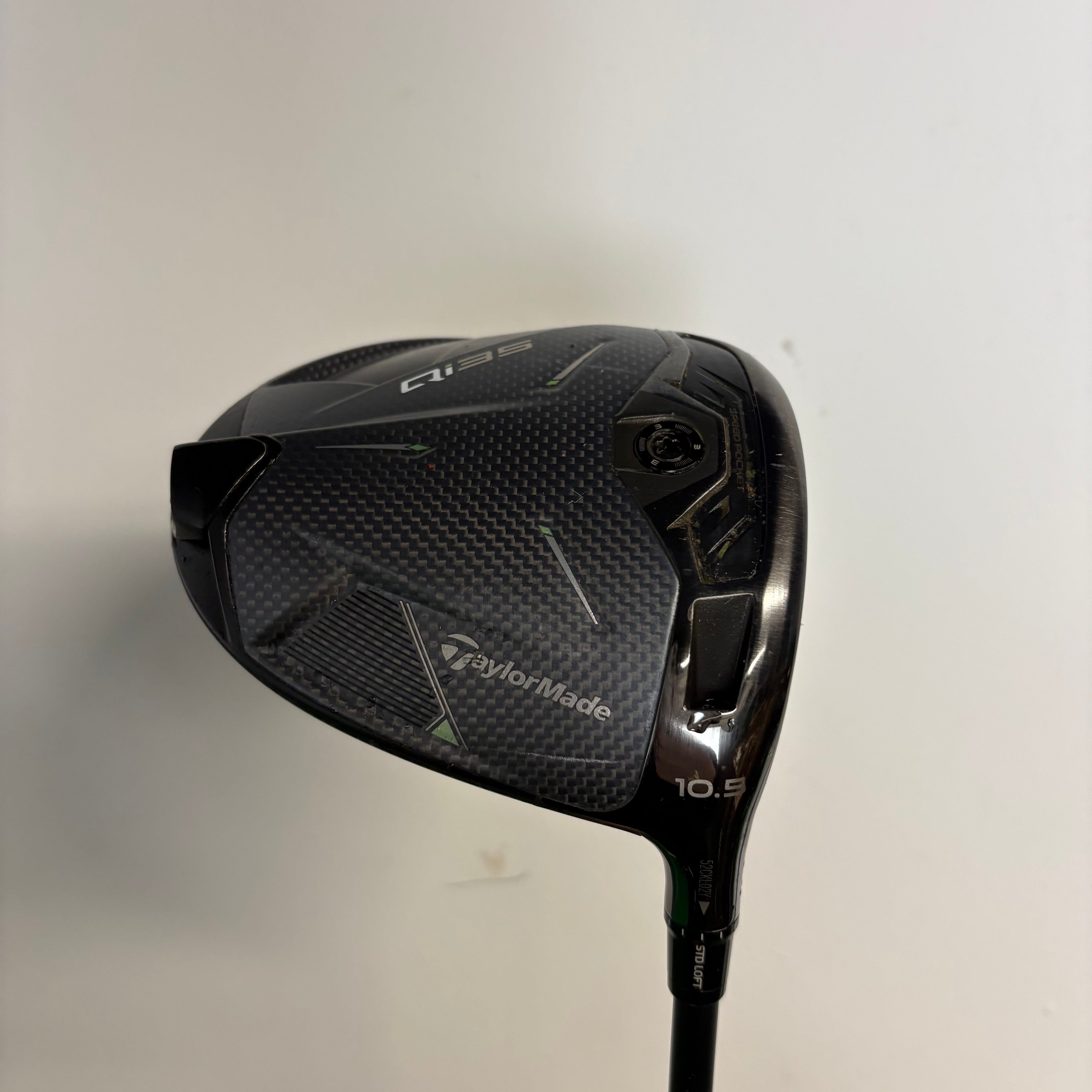 TaylorMade Qi35 10.5° Driver - Ventus Blue 50g Regular - Z-Grip