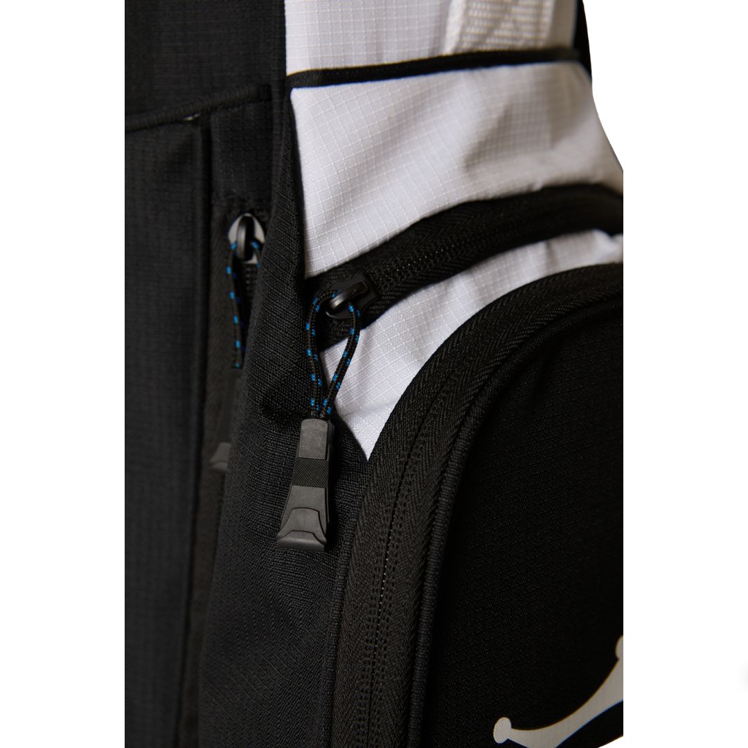 Cobra Signature Stand Bag 2025
